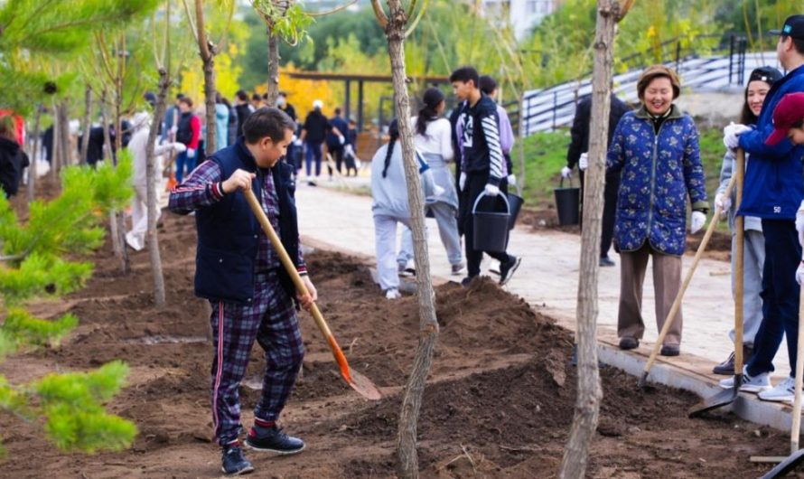 Астана выходит на общегородской субботник